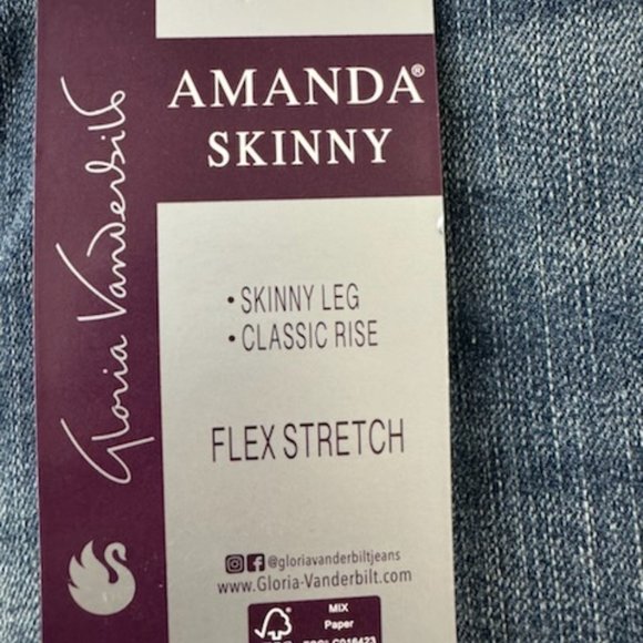 Gloria Vanderbilt Texas with Whiskers -16 Short-NWT - Picture 8 of 8